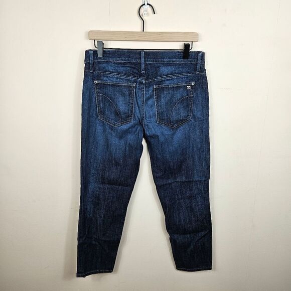 Joe's "Jackie" Cropped Jeans. Medium Blue Wash 28 - Picture 6 of 9